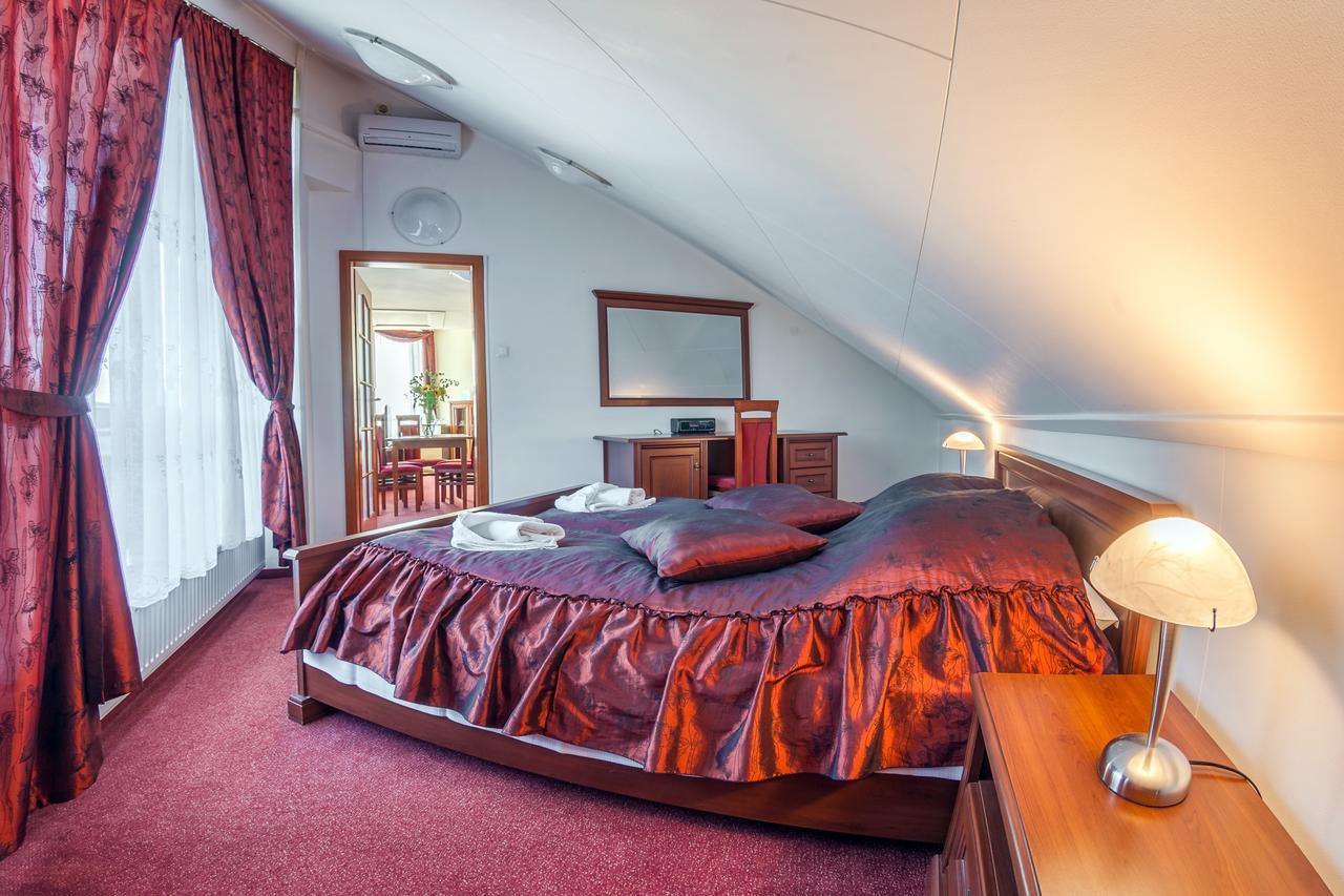 Hotel Jaskółka Ustron Kültér fotó