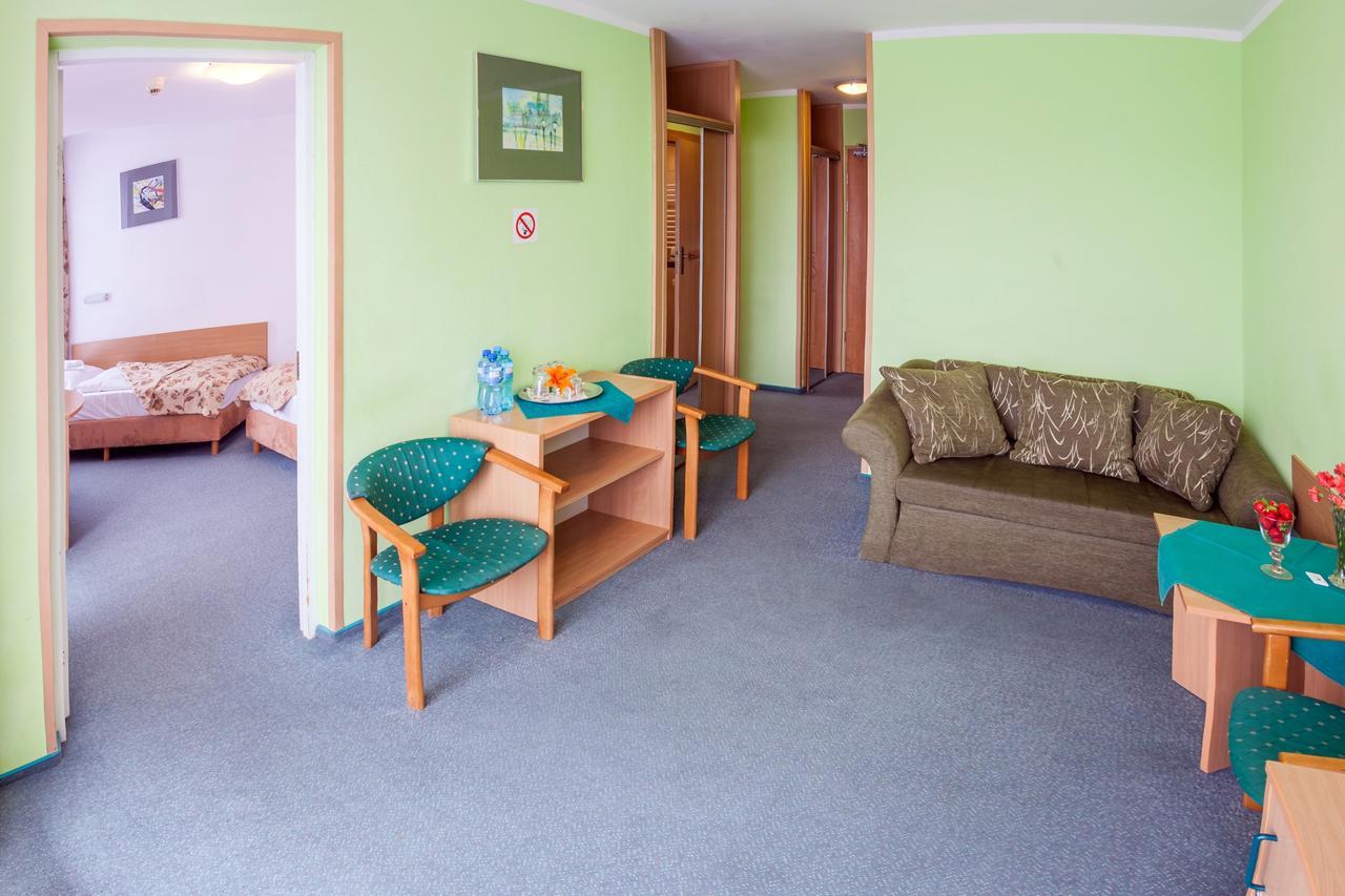 Hotel Jaskółka Ustron Kültér fotó