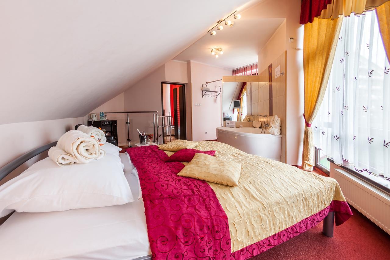 Hotel Jaskółka Ustron Kültér fotó