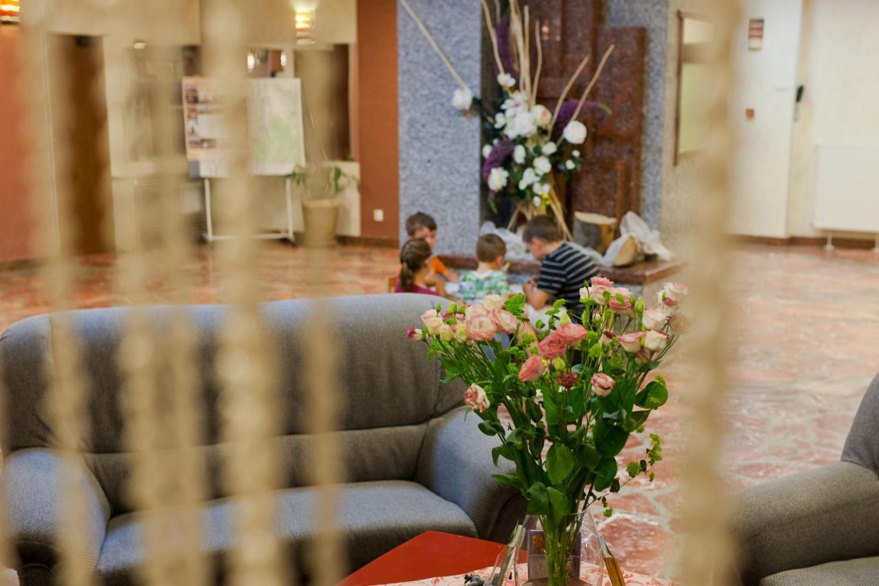 Hotel Jaskółka Ustron Kültér fotó